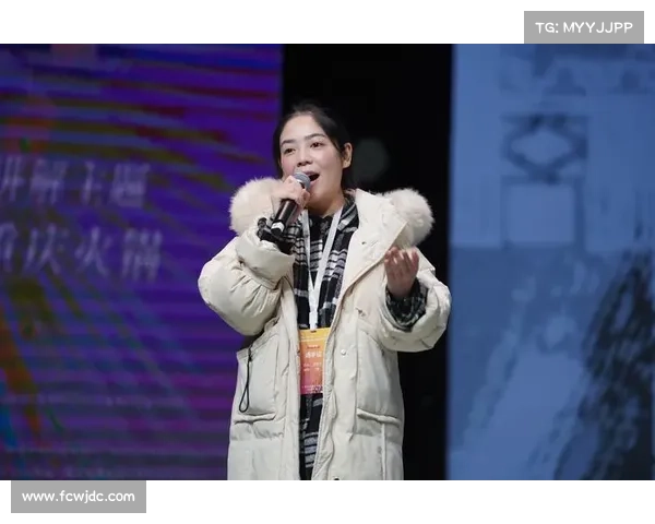 赵显非六国语言主持创新展现红拳魅力全球选手对决新篇章